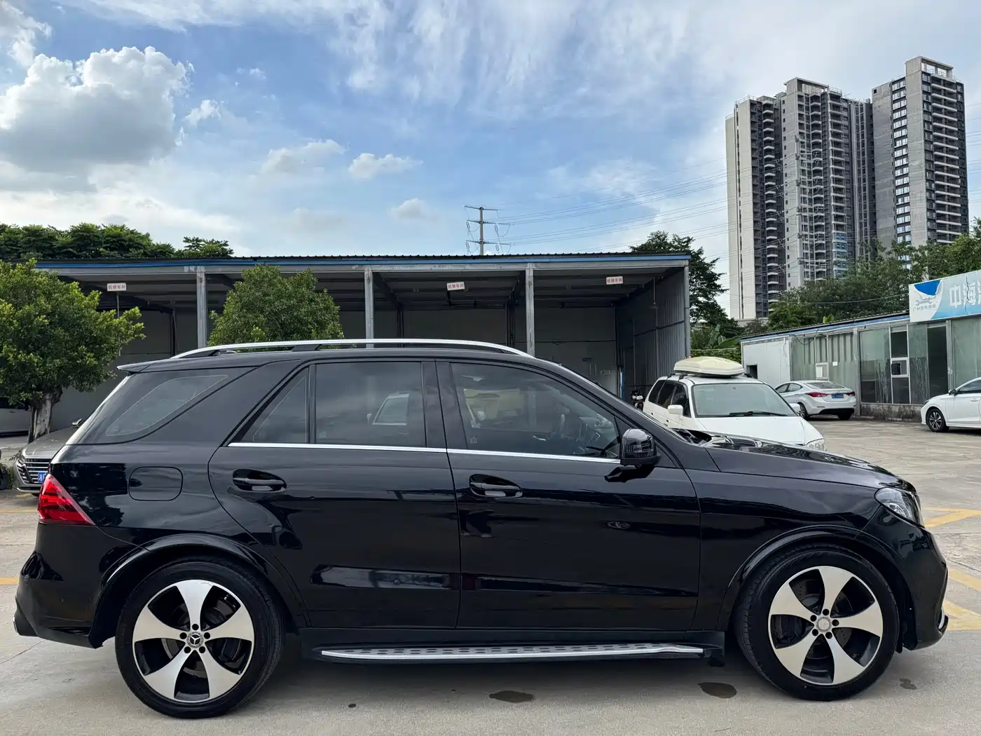 Mercedes-Benz M-Class 2012 Model ML 350 Luxury фото 8