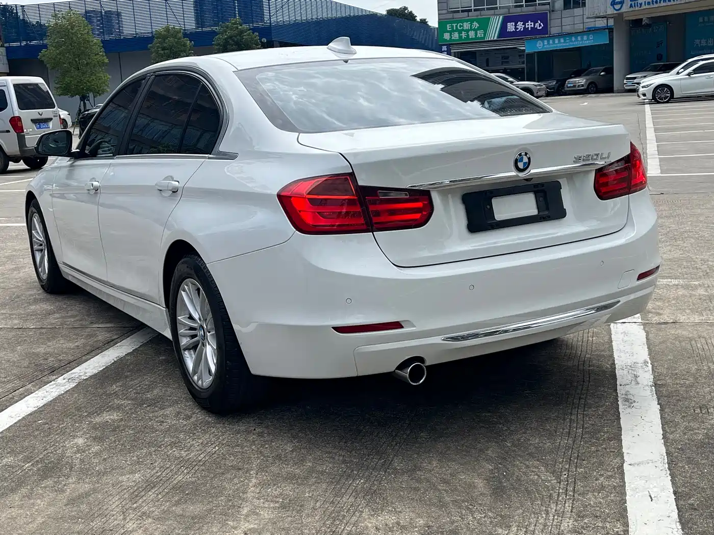 BMW 3 Series 2015 320Li Fashion фото 12