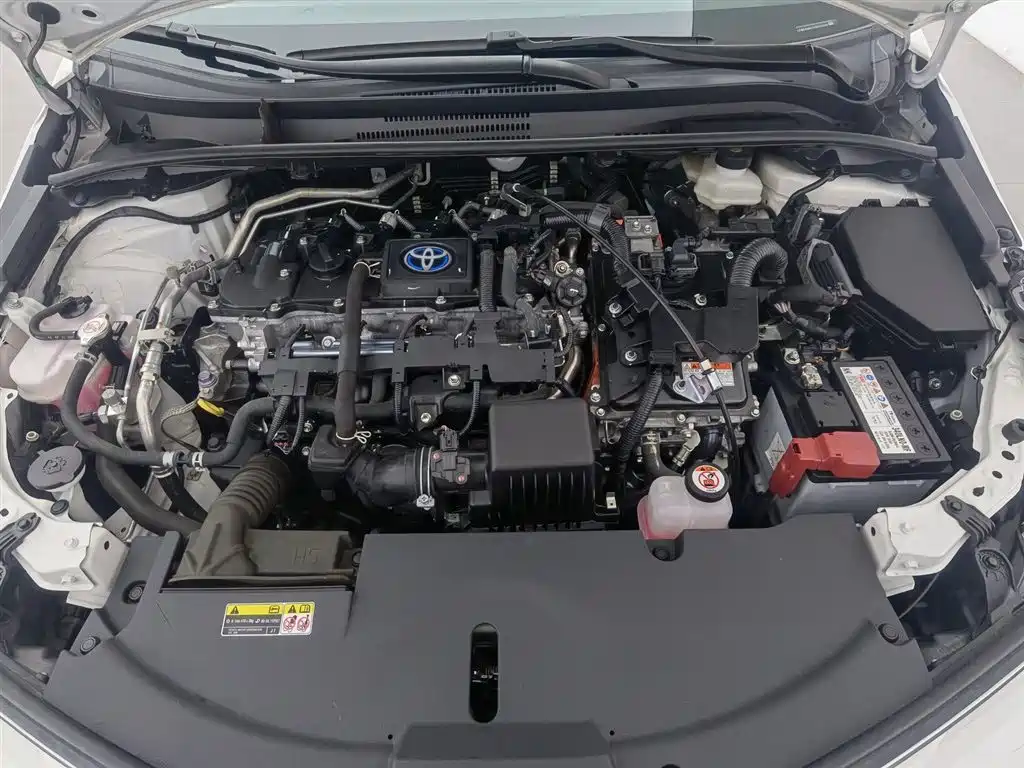 Toyota Corolla 2023 1.8L Smart Hybrid Dual Engine Pioneer Edition фото 6