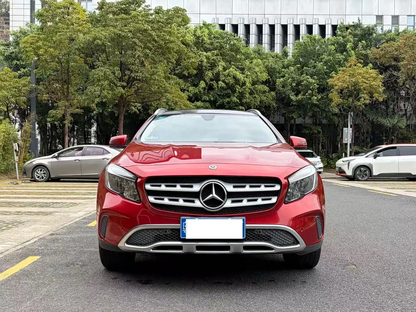 Mercedes-Benz GLA 2017 GLA 200 Dynamic фото 2