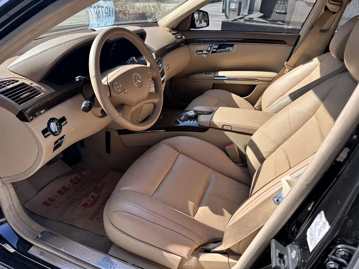 Mercedes-Benz S-Class 2012 S 300 L Luxury Grand Edition фото 7