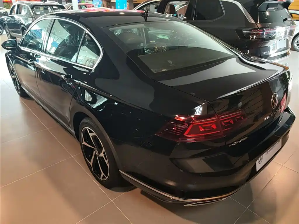 Volkswagen Magotan 2026 Model 30 Million Special Selection 380TSI DSG Luxury фото 5