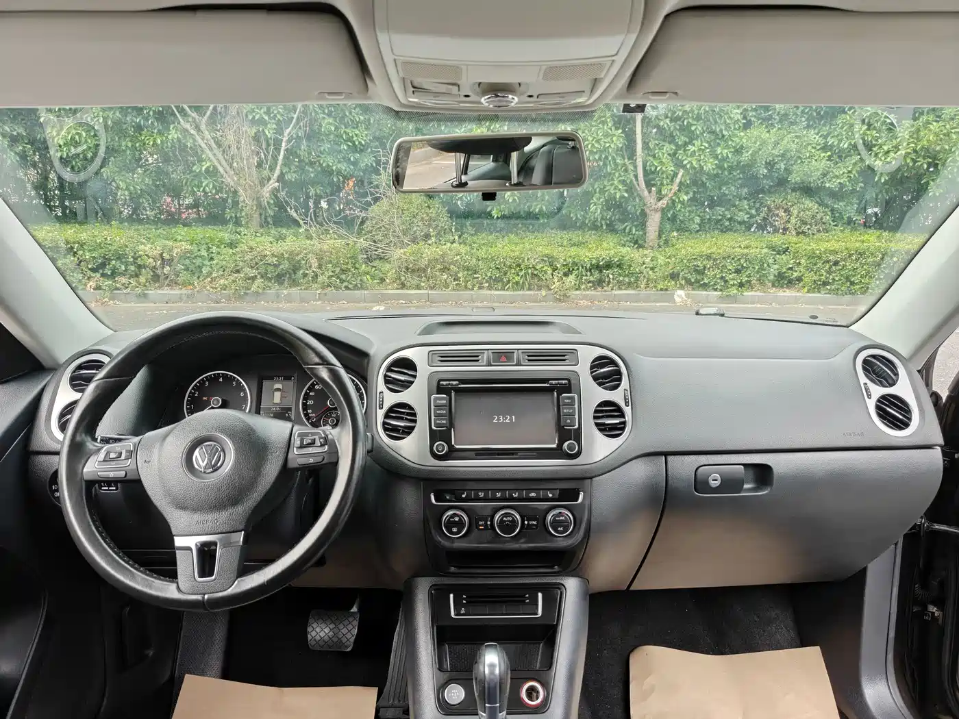 Volkswagen Tiguan 2013 1.8TSI Auto 4WD Luxury фото 4