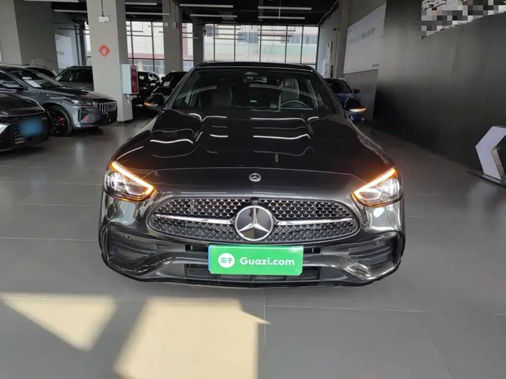 Mercedes-Benz C-Class 2023 Facelift C 260 L Night Sport Edition фото 3
