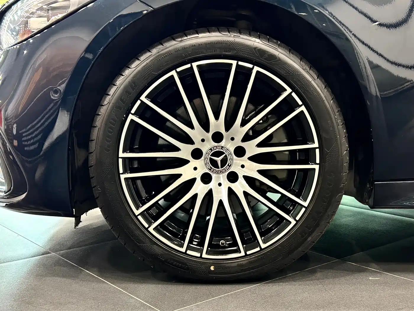 Mercedes-Benz C-Class 2024 Facelift III C 260 L Sport фото 26