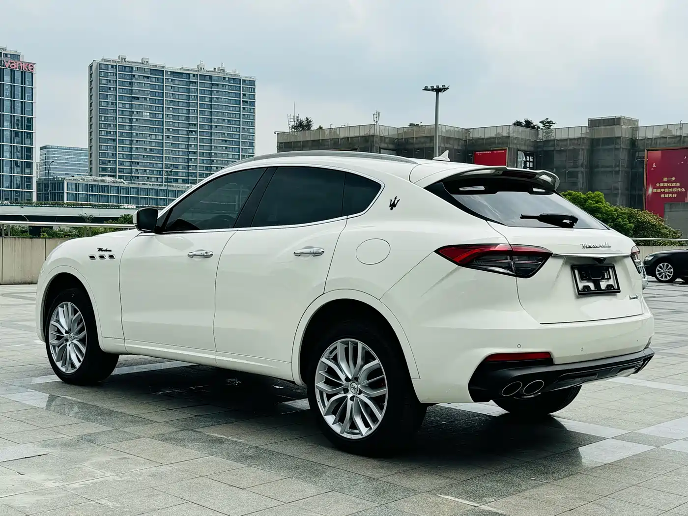 Maserati Levante 2022 3.0T Modena фото 15