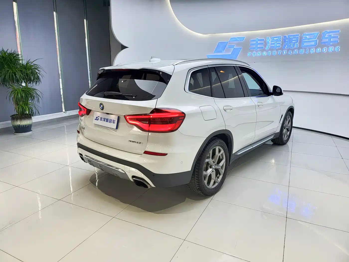 BMW X3 2020 xDrive28i Luxury Package фото 4