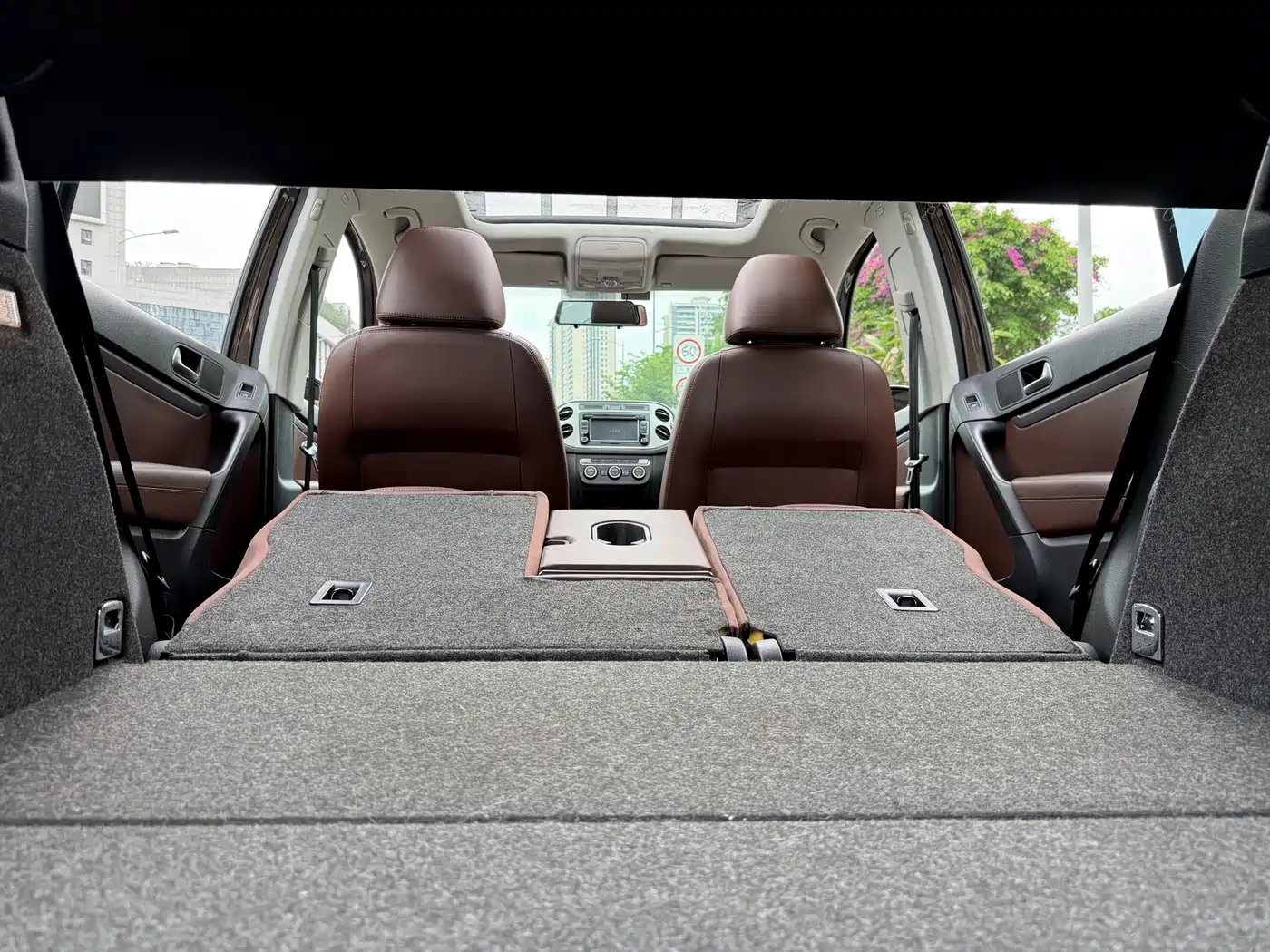 Volkswagen Tiguan 2013 1.8TSI Automatic 2WD Luxury Model фото 8