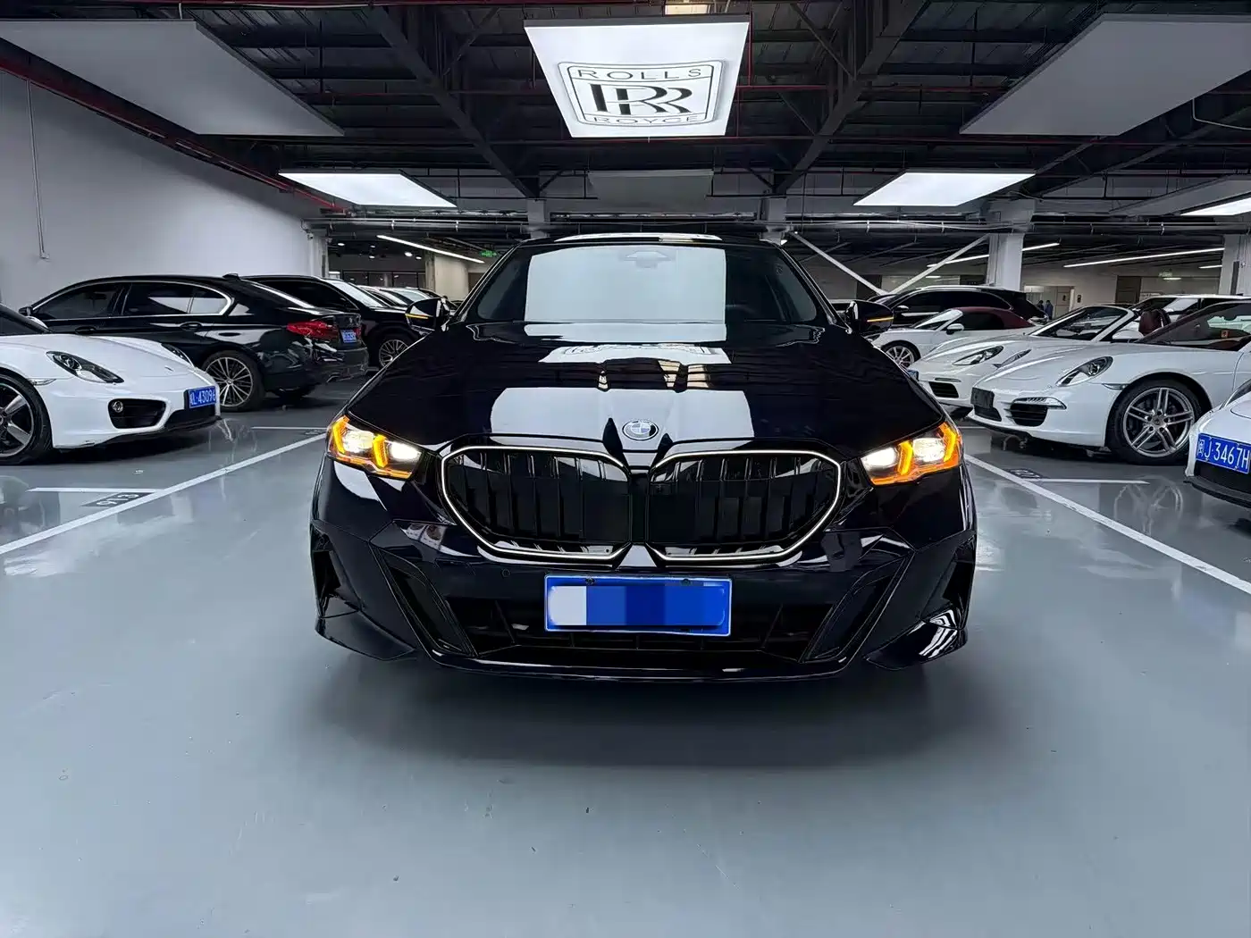 BMW 5-SERIES
