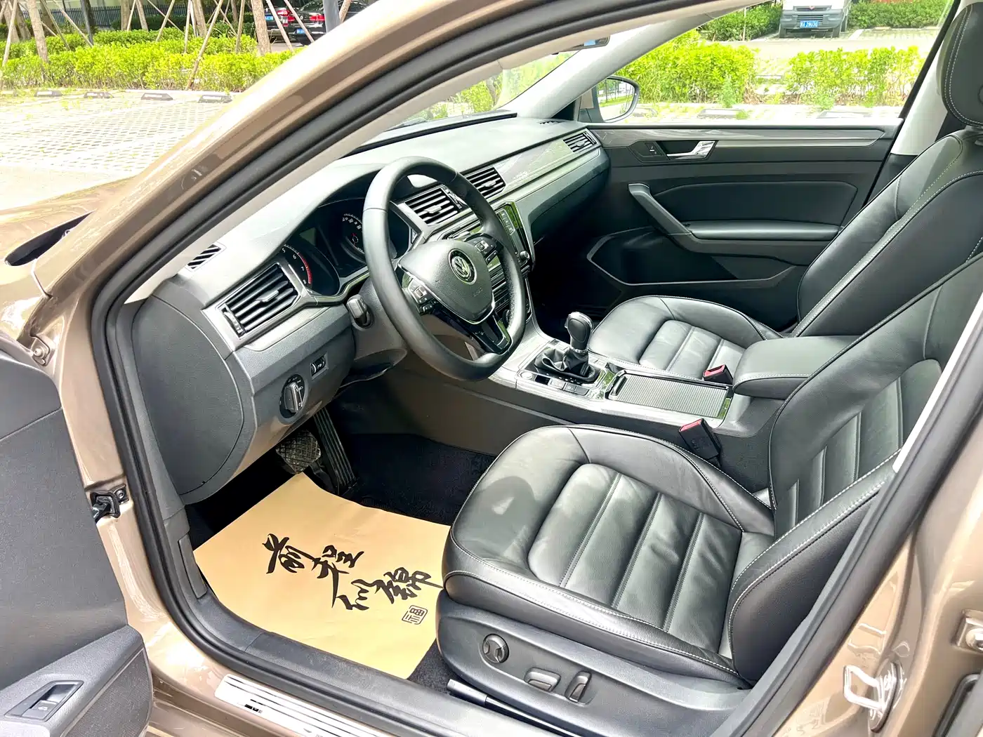 Volkswagen Passat 2017 330TSI DSG Prestige фото 9
