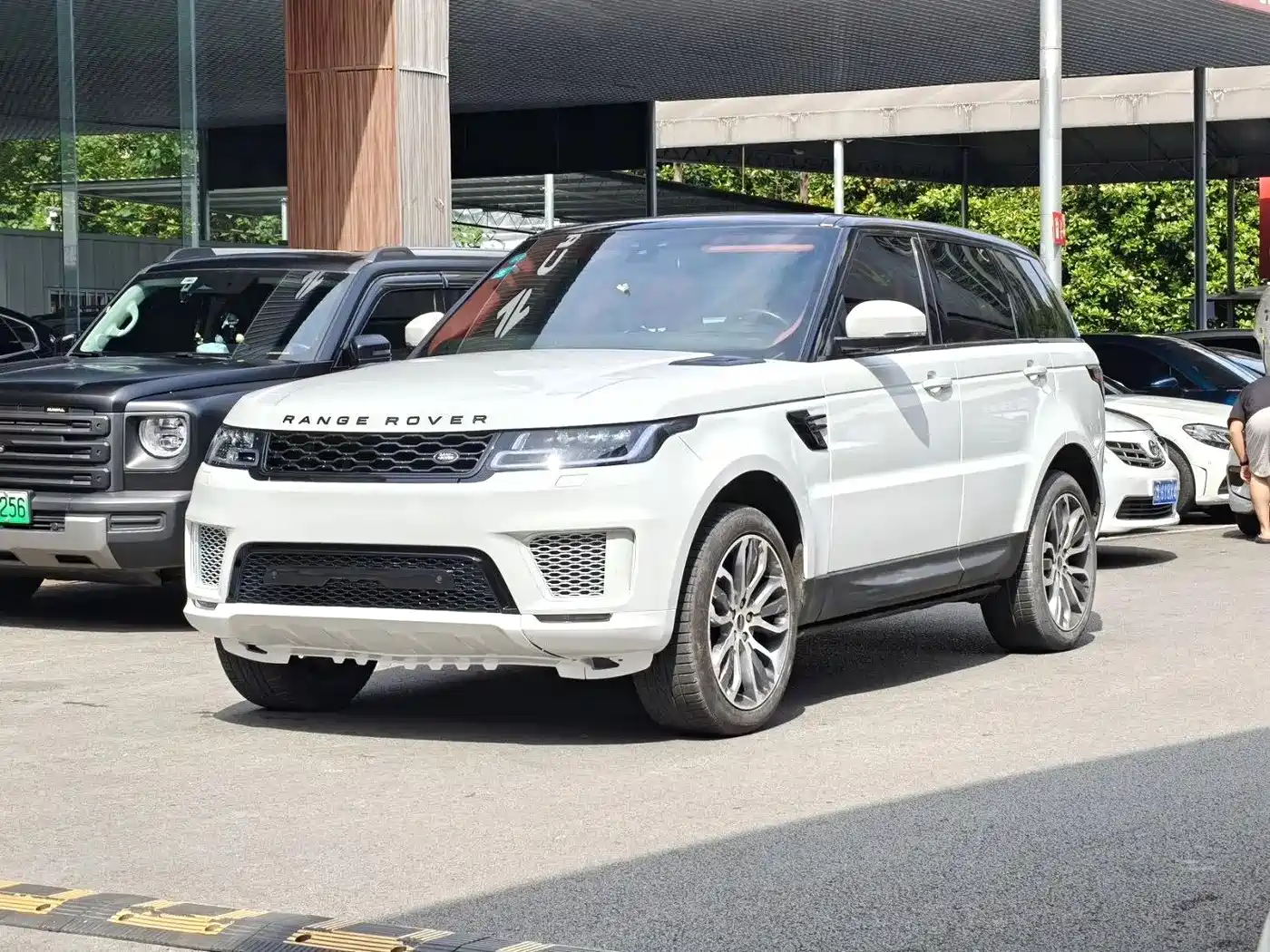 Land Rover Range Rover Sport 2017 3.0 SC V6 HSE DYNAMIC