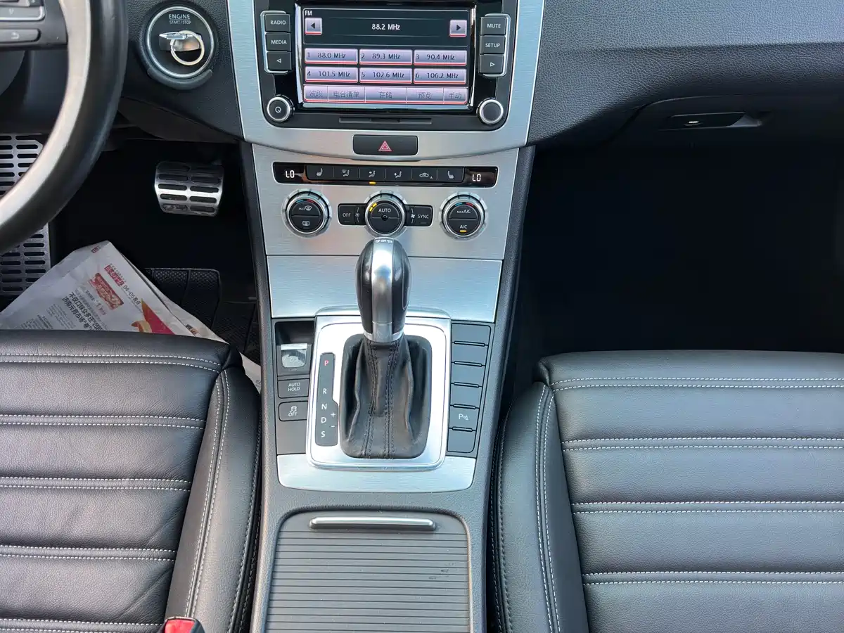 Volkswagen FAW-Volkswagen CC 2013 1.8TSI Premium фото 17
