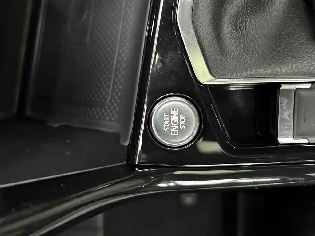 Volkswagen Tayron 2023 380TSI 4WD R-Line Pro Smart Edition фото 5