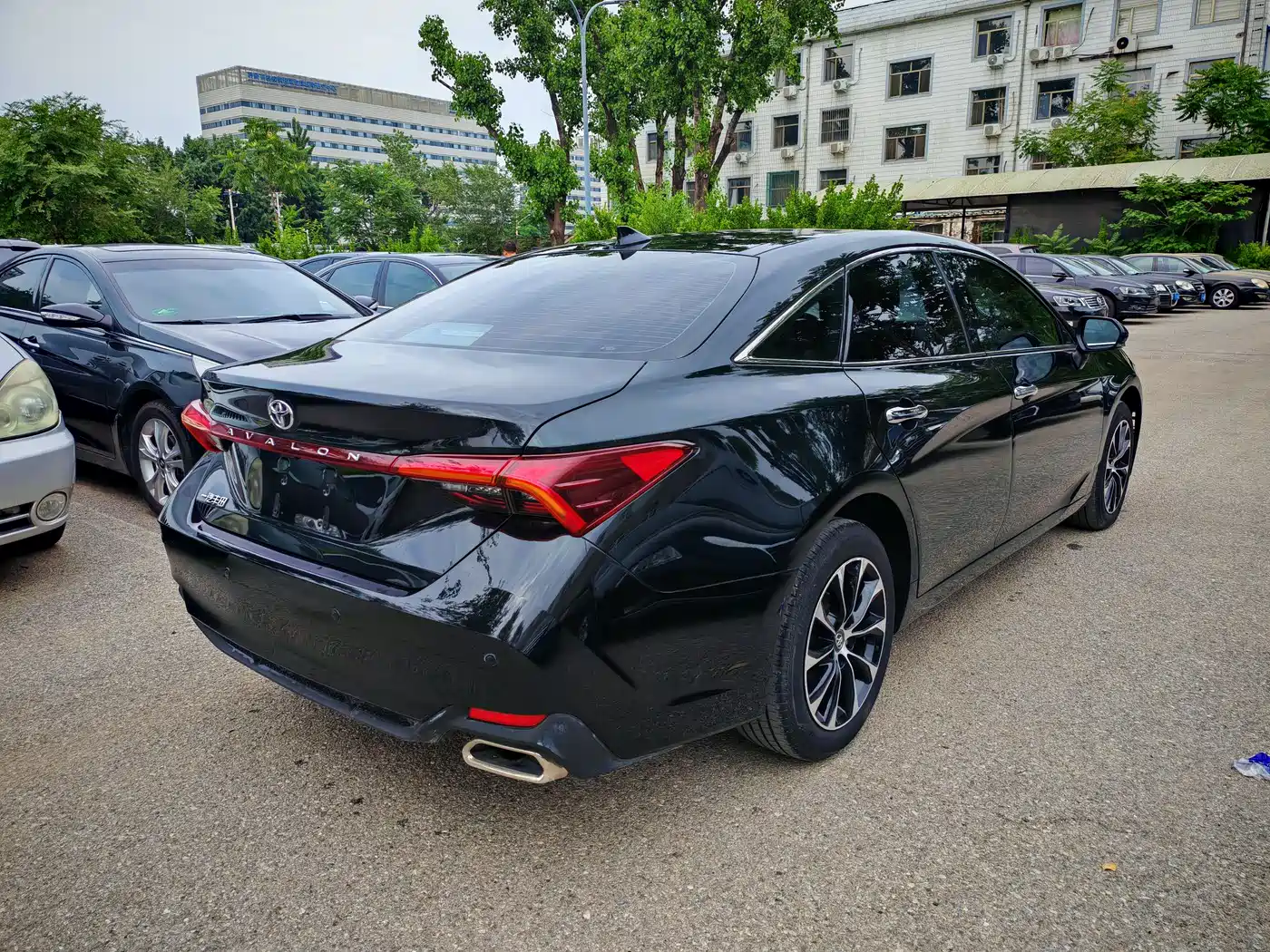Toyota Avalon 2023 2.0L Luxury Edition фото 5