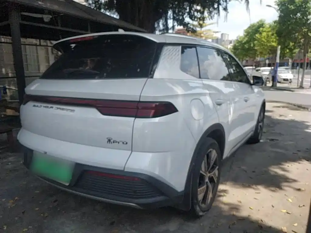 BYD Song Pro New Energy 2023 Champion Edition DM-i 110KM Excellence фото 7
