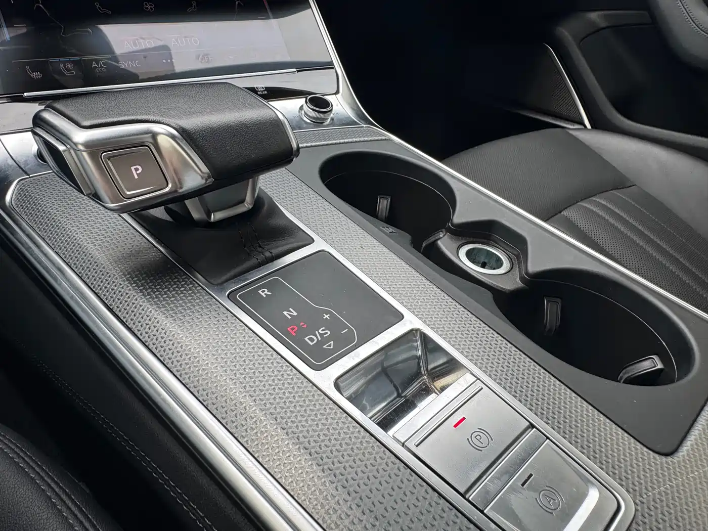 AUDI A6 (IMPORT)