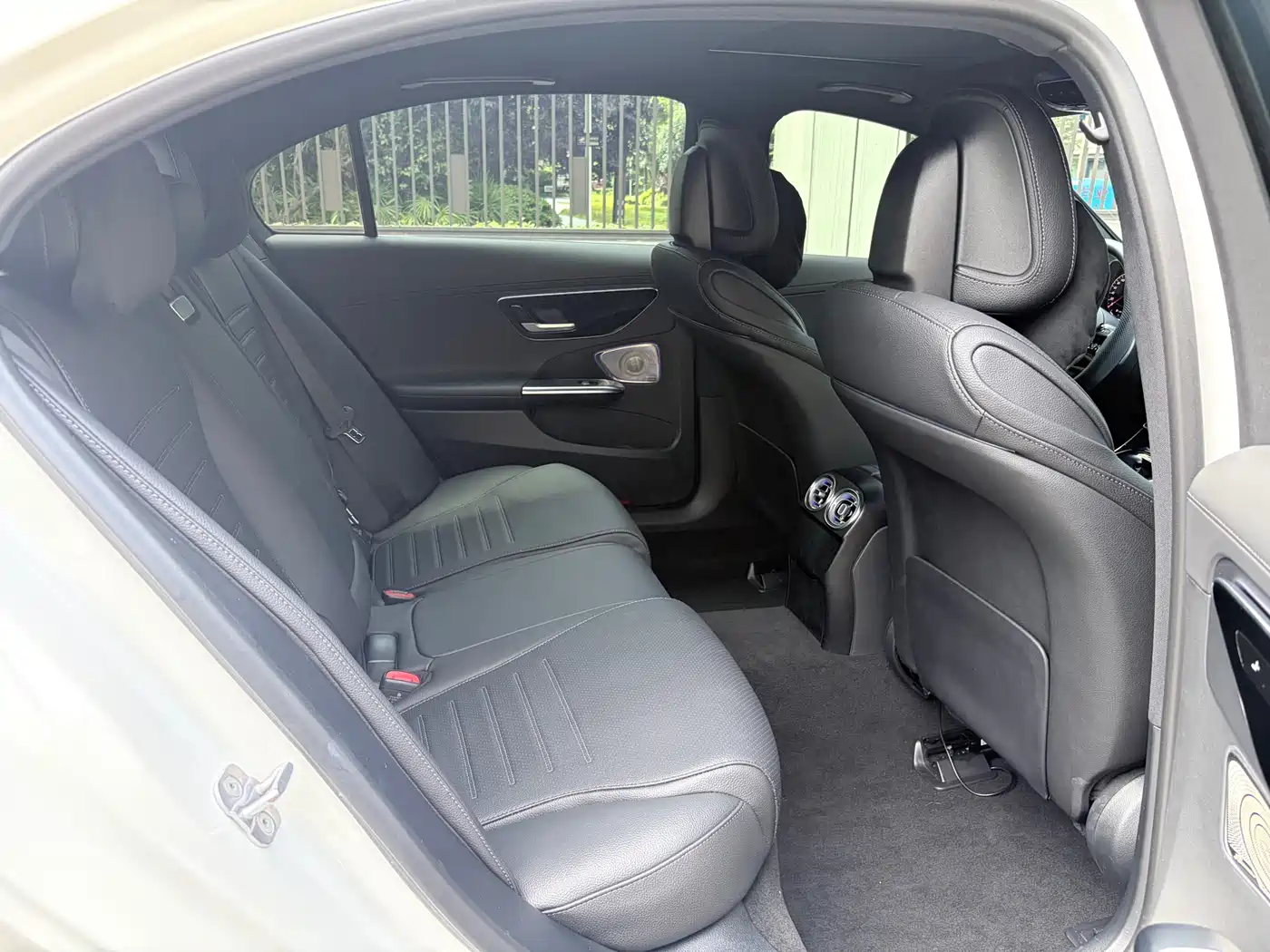 Mercedes-Benz C-Class 2024 C 200 L Sport Edition фото 20