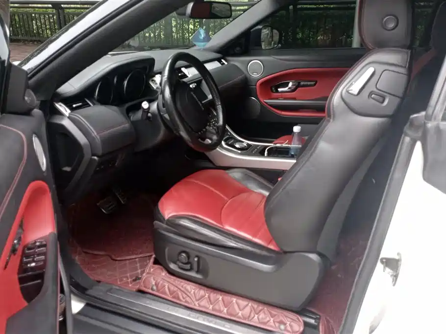 Land Rover Range Rover Evoque (Import) 2017 2.0T Convertible фото 9