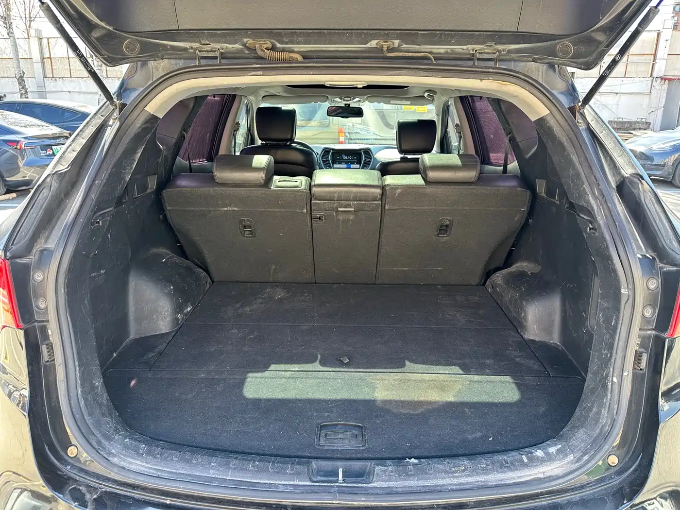 Hyundai Santa Fe 2013 Model 2.4L Automatic 2WD Smart фото 13