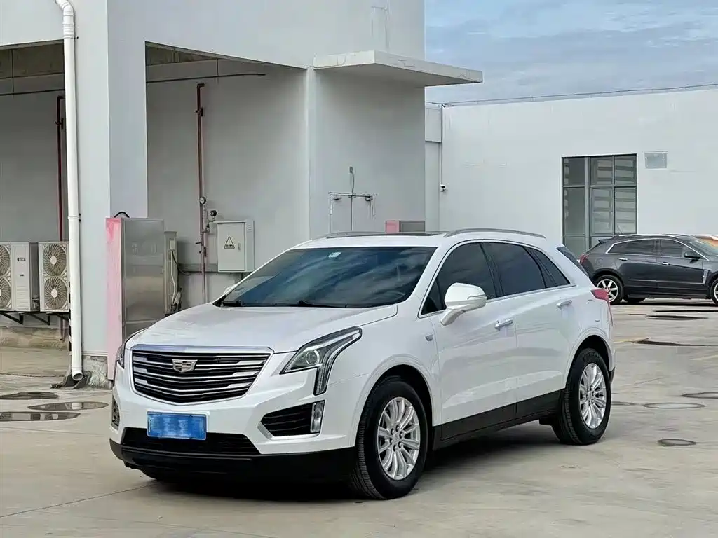 Cadillac XT5 2020 28T Luxury Model
