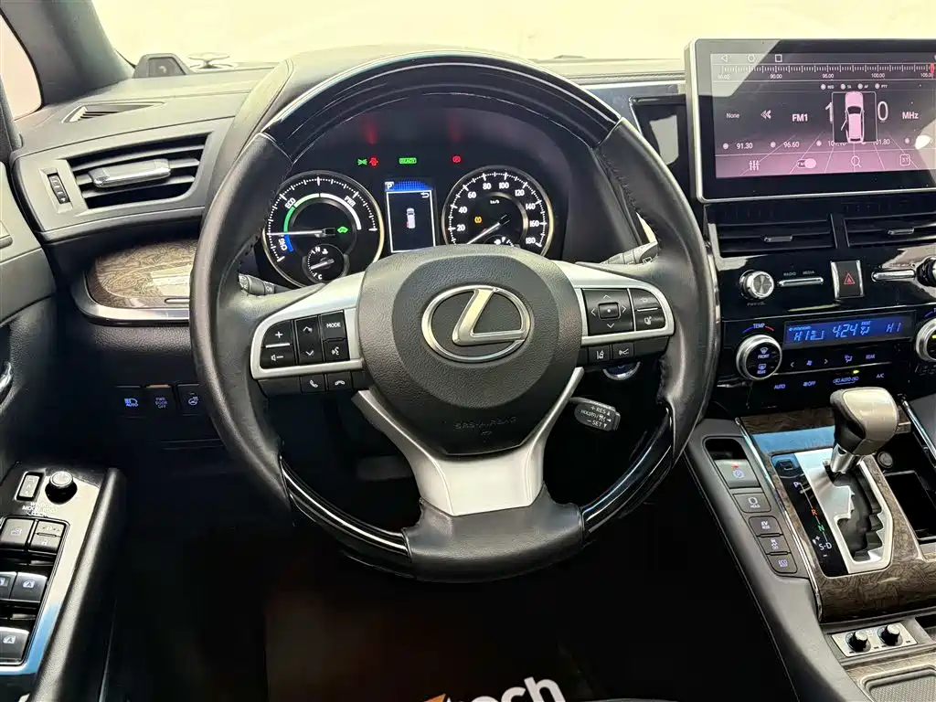 Toyota Alphard 2019 Hybrid 2.5L Premium Edition фото 16