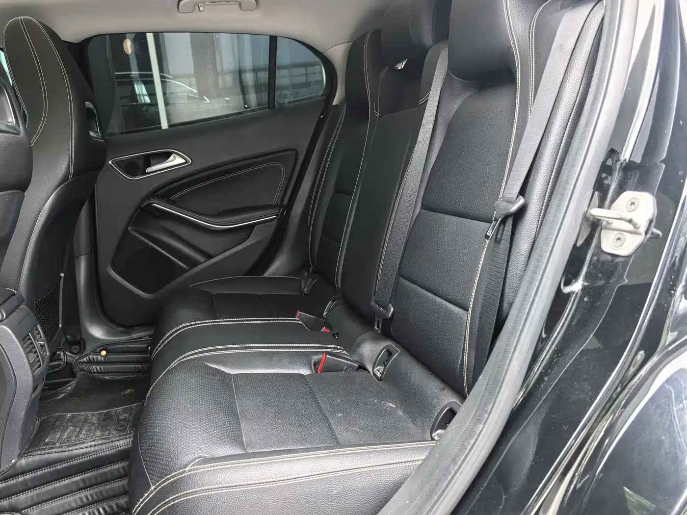 Mercedes-Benz GLA 2016 GLA 200 Dynamic фото 9