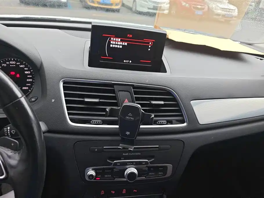 Audi Q3 2016 35 TFSI Style фото 13