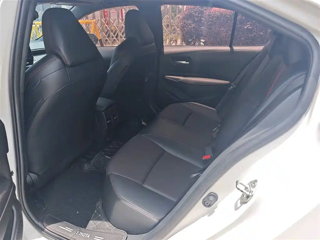 Toyota Levin 2021 185T CVT Sport Edition фото 9