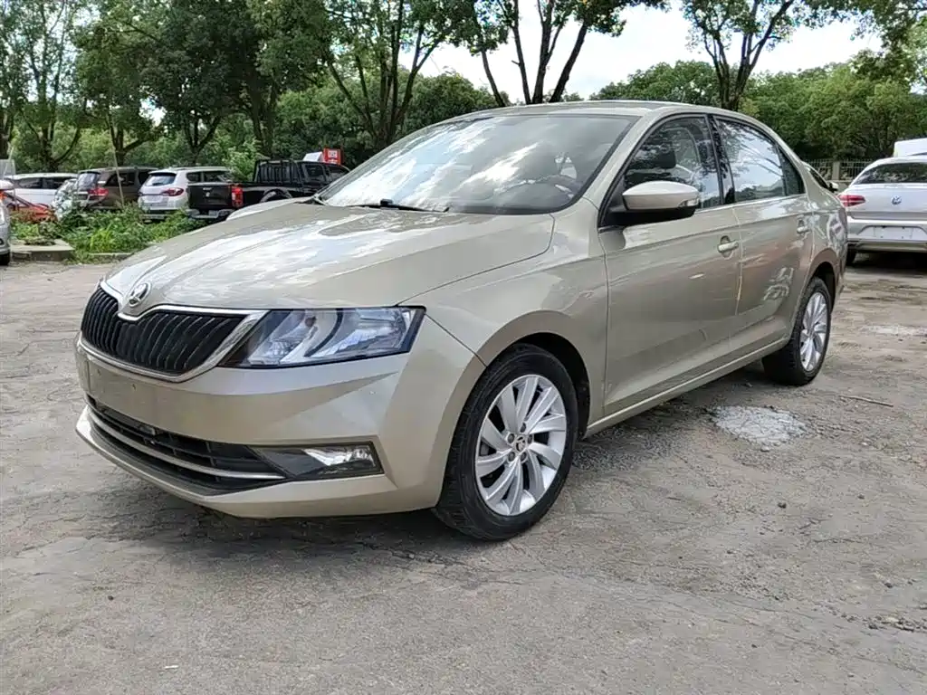 Škoda Rapid 2018 1.6L Automatic Comfort Edition