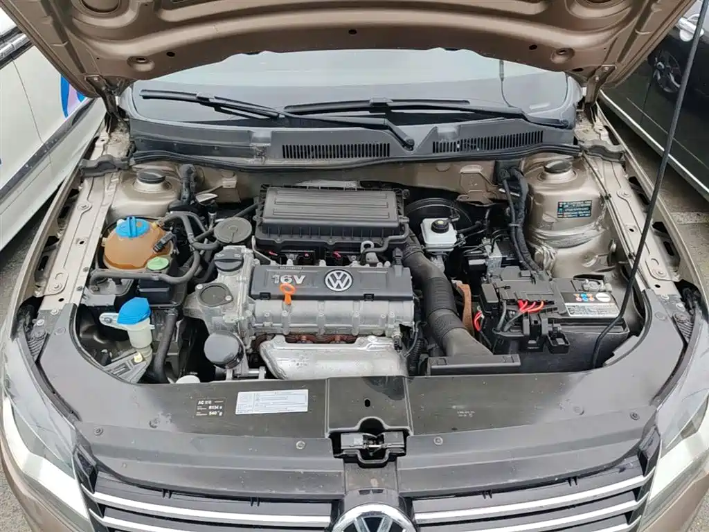 Volkswagen Bora 2015 Quality Edition 1.6L Manual Fashion фото 20