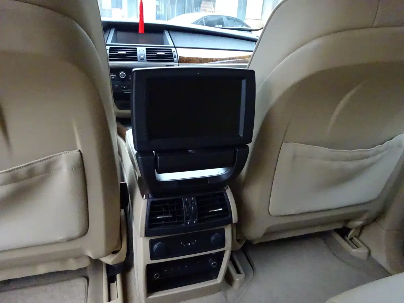 BMW X5 (Import) 2011 xDrive35i Leading Edition фото 25