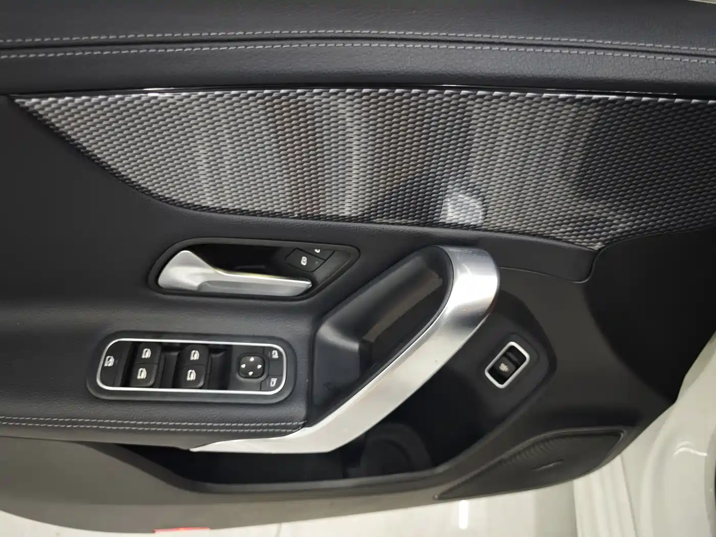 Mercedes-Benz A-Class 2020 A 180 L Sport Sedan фото 13