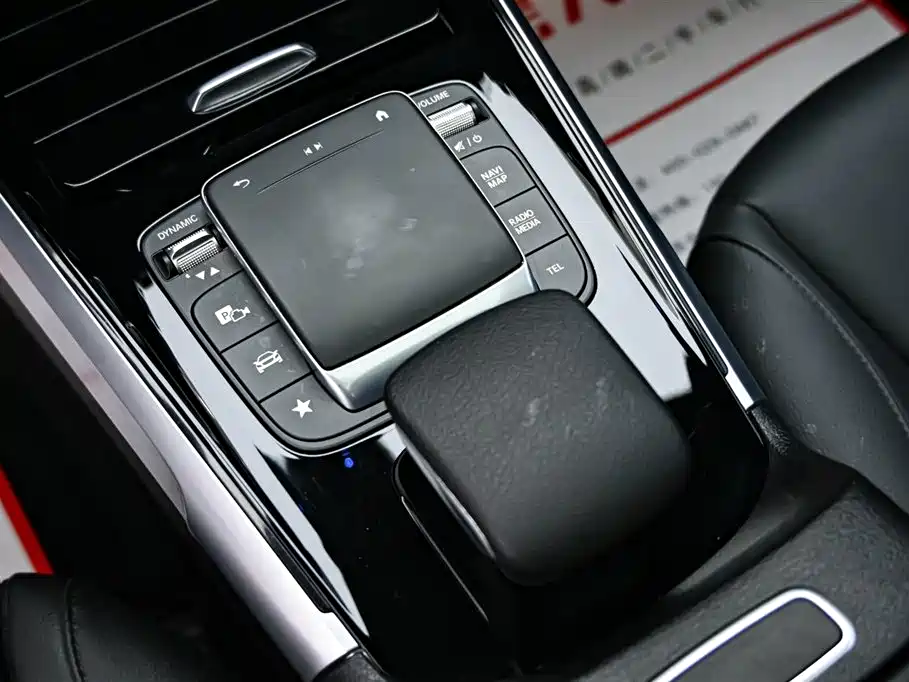Mercedes-Benz GLB 2022 Facelift II GLB 200 Style фото 17