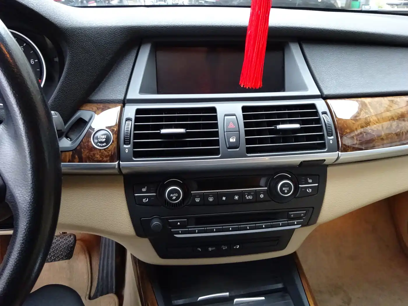 BMW X5 (Import) 2011 xDrive35i Leading Edition фото 22