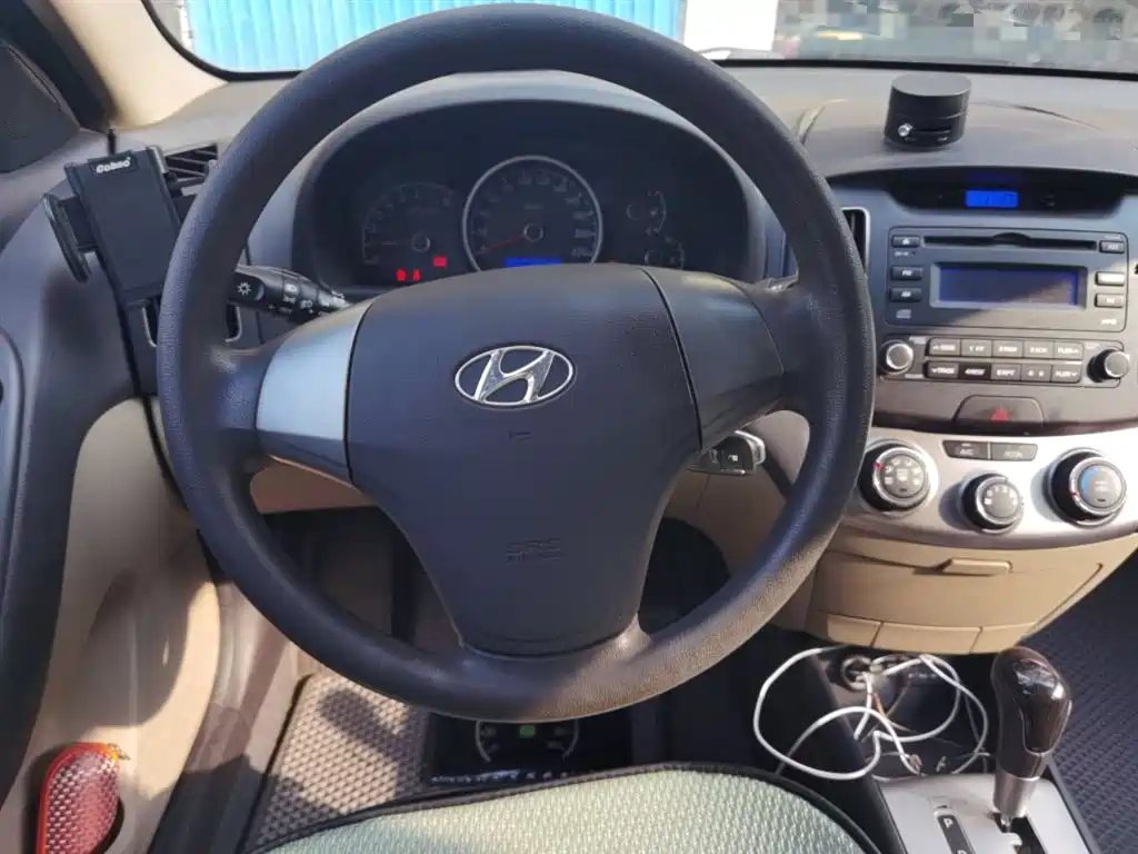 Hyundai Elantra 2011 1.6L Automatic Comfort фото 3