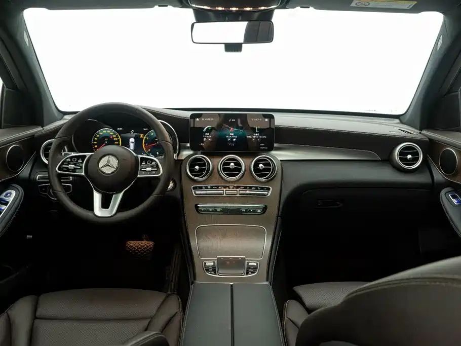 Mercedes-Benz GLC 2020 Facelift GLC 300 L 4MATIC Dynamic фото 23