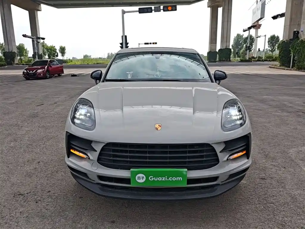 Porsche Macan 2018 Macan 2.0T фото 3