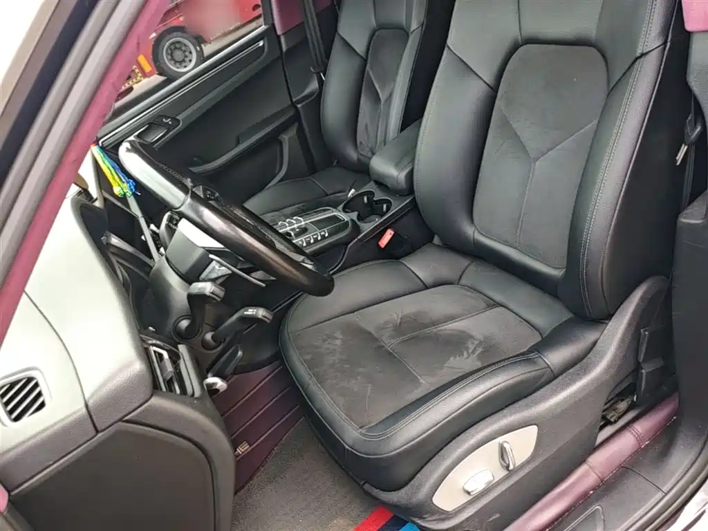 Porsche Macan 2018 Macan 2.0T фото 11