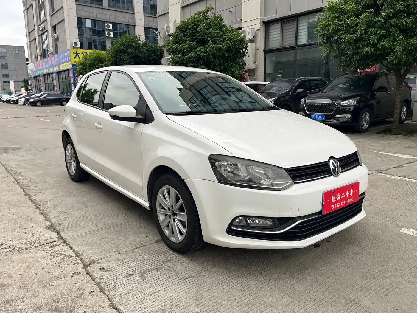 Volkswagen Polo 2014 1.4L Manual Comfort Edition фото 3
