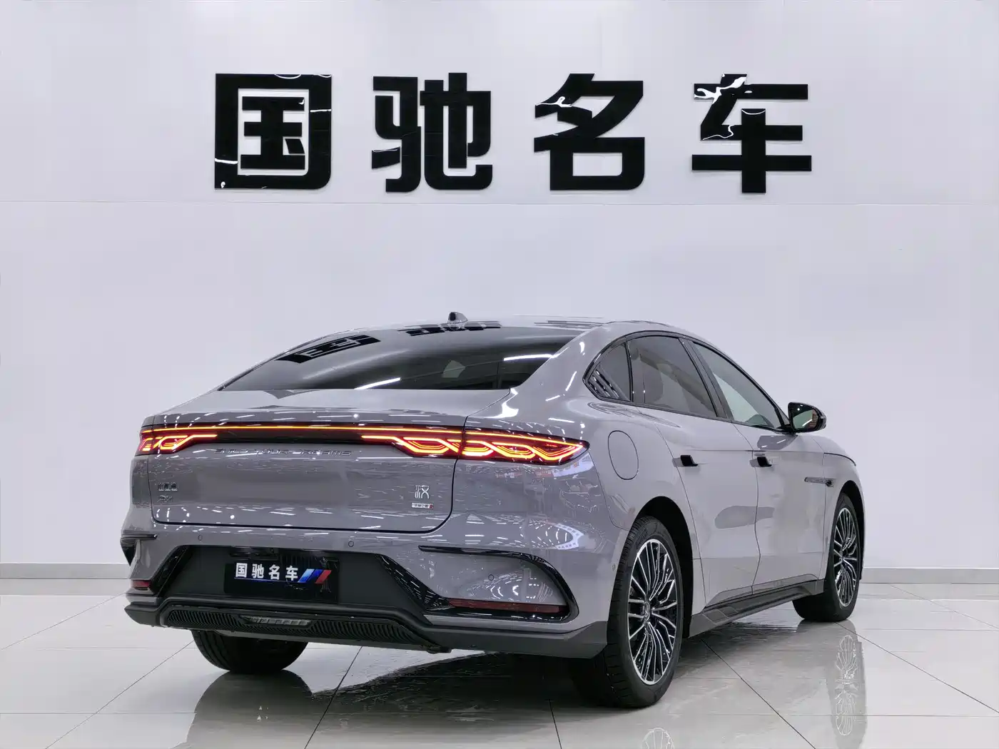 BYD Han 2025 DM-i 125KM LiDAR Smart Driving фото 5