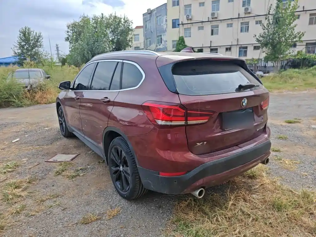 Photo 5 - BMW X1