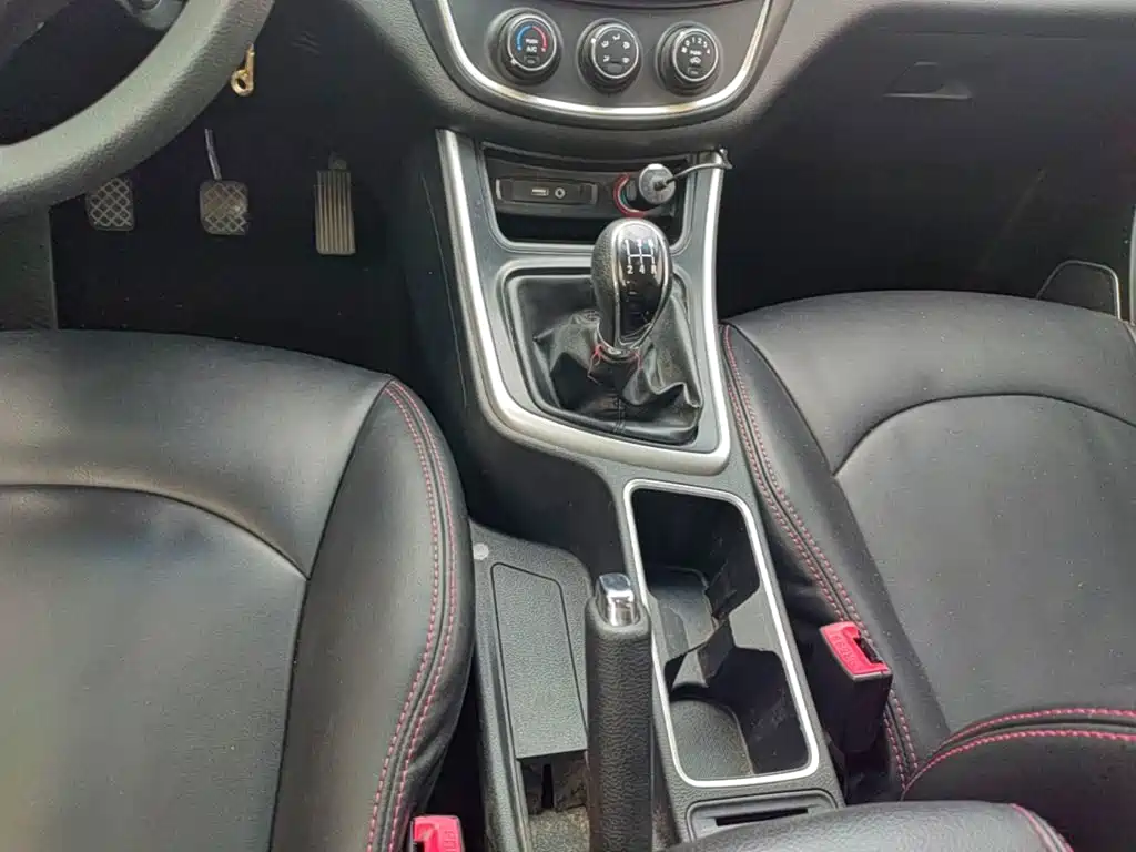 Baojun 560 2017 2016 1.8L Manual Value