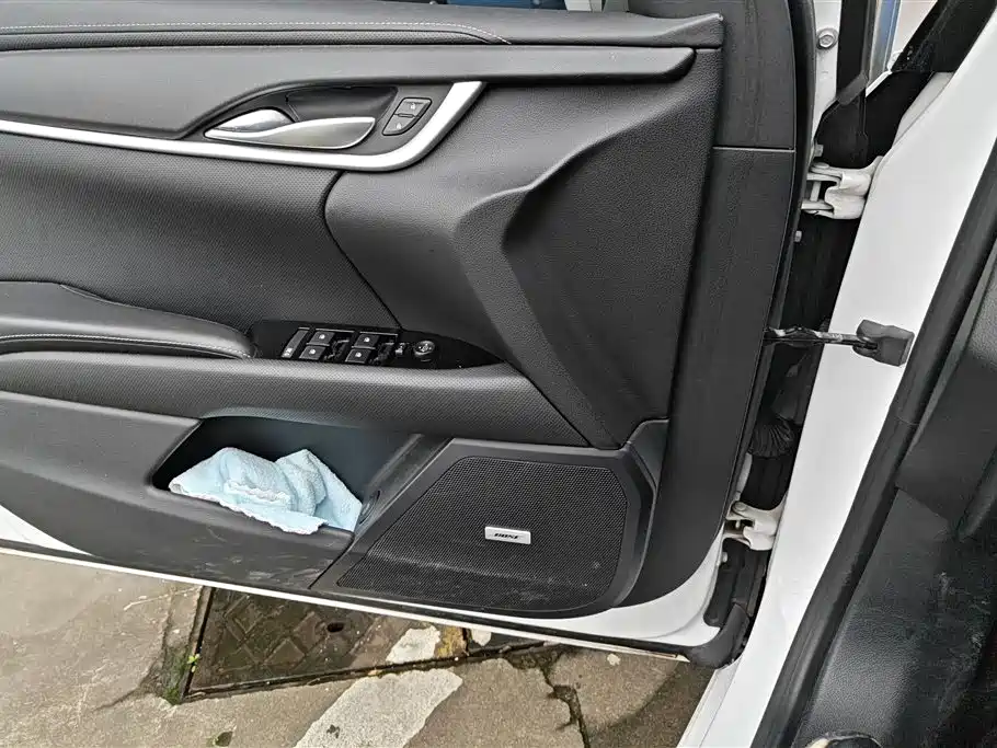 Cadillac XTS 2018 28T Technology фото 7