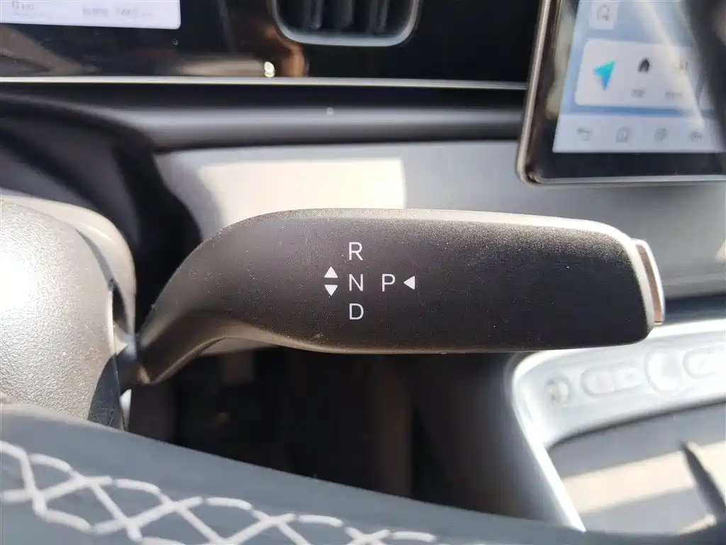 BYD Hai Shi 05 EV 2025 520KM Flagship Smart Navigation Edition фото 14