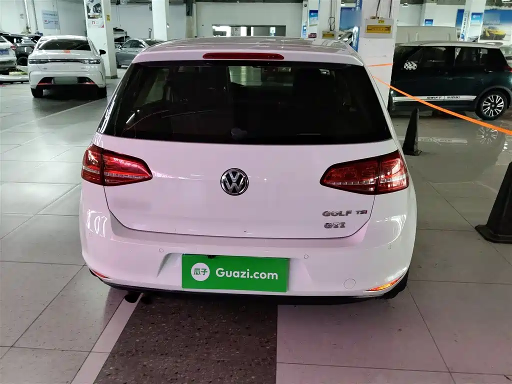 Volkswagen Golf 2015 1.4TSI Automatic Comfort фото 6