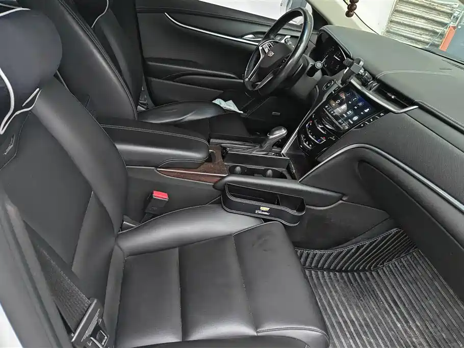 Cadillac XTS 2018 28T Technology фото 8