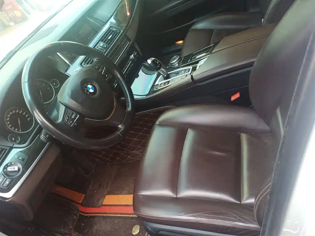 BMW 5 Series 2017 525Li Luxury Design Package фото 15