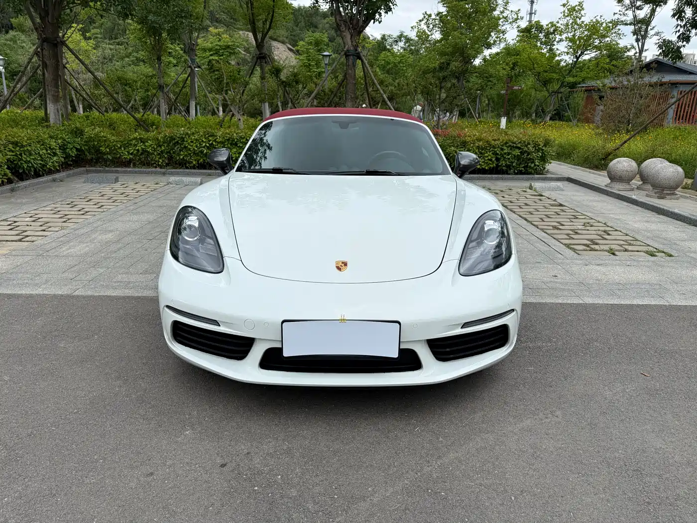 Porsche 718 2019 Boxster T 2.0T фото 2