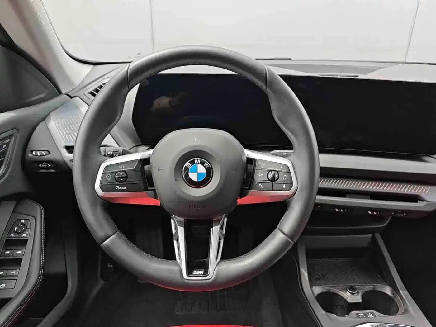 BMW 2 Series 2025 225L M Sport Package фото 11