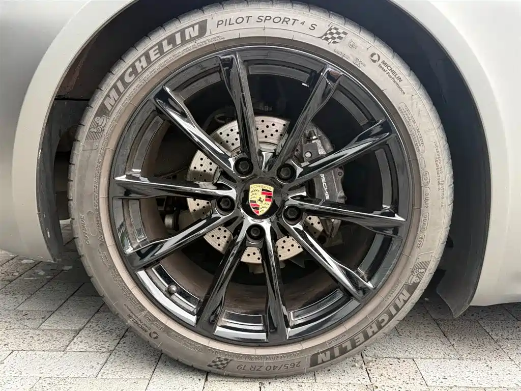 Porsche 718 2018 Cayman 2.0T фото 13